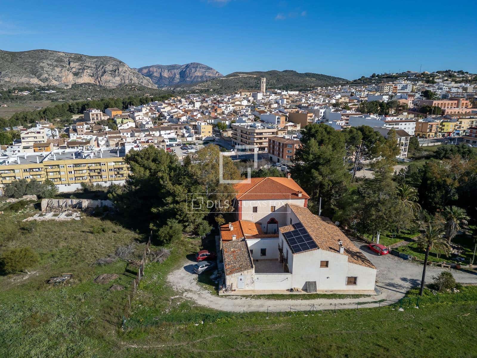 6 slaapkamer Villa te koop in Teulada - € 2.495.000 (Ref: 9598326)