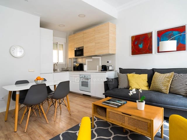 2 sovrum Lägenhet att hyra i Ibiza, Madrid stad - 3 400 € (Ref: 9598327)