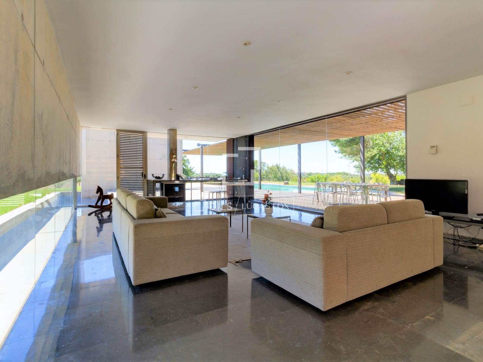 4 sypialnia Willa na sprzedaż w Salou z basenem - 1 475 000 € (Ref: 9598328)