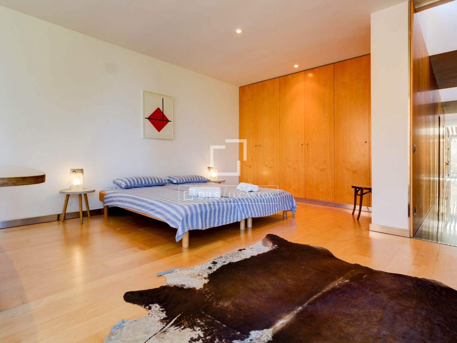 4 sypialnia Willa na sprzedaż w Salou z basenem - 1 475 000 € (Ref: 9598328)