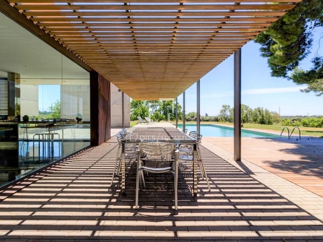 4 chambre Villa/Maison à vendre à Salou avec piscine - 1 475 000 € (Ref: 9598328)