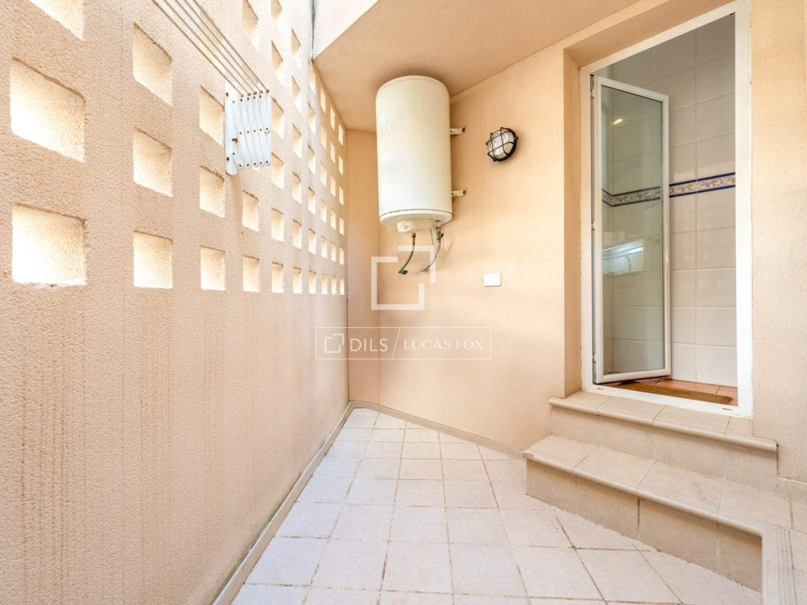 3 bedroom Apartment for sale in Altafulla with garage - € 645,000 (Ref: 9598458)