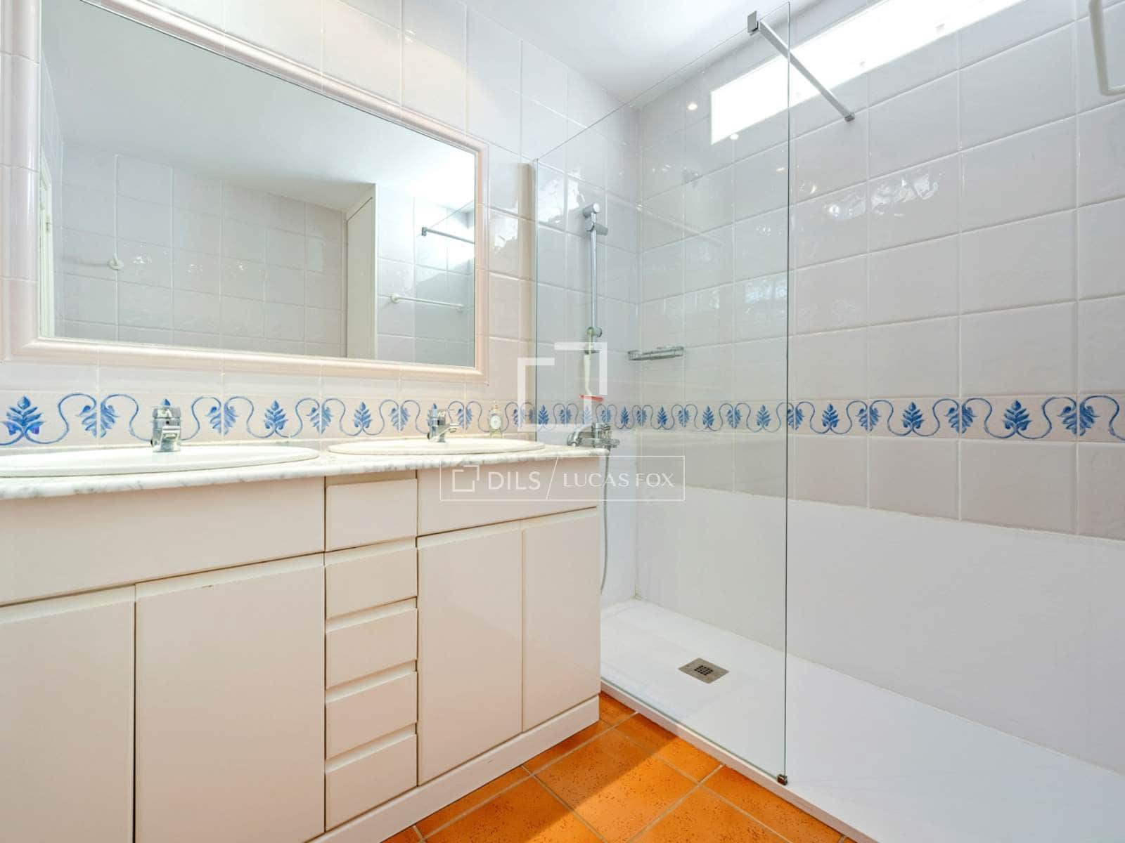 3 bedroom Apartment for sale in Altafulla with garage - € 645,000 (Ref: 9598458)