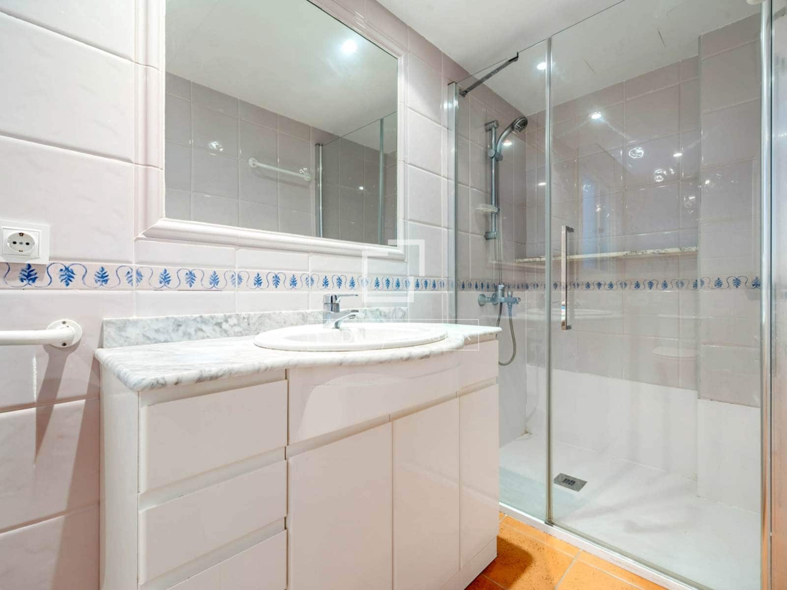 3 bedroom Apartment for sale in Altafulla with garage - € 645,000 (Ref: 9598458)