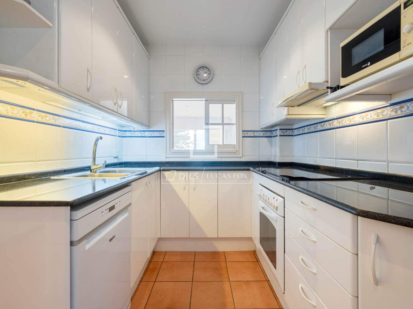 3 bedroom Apartment for sale in Altafulla with garage - € 645,000 (Ref: 9598458)