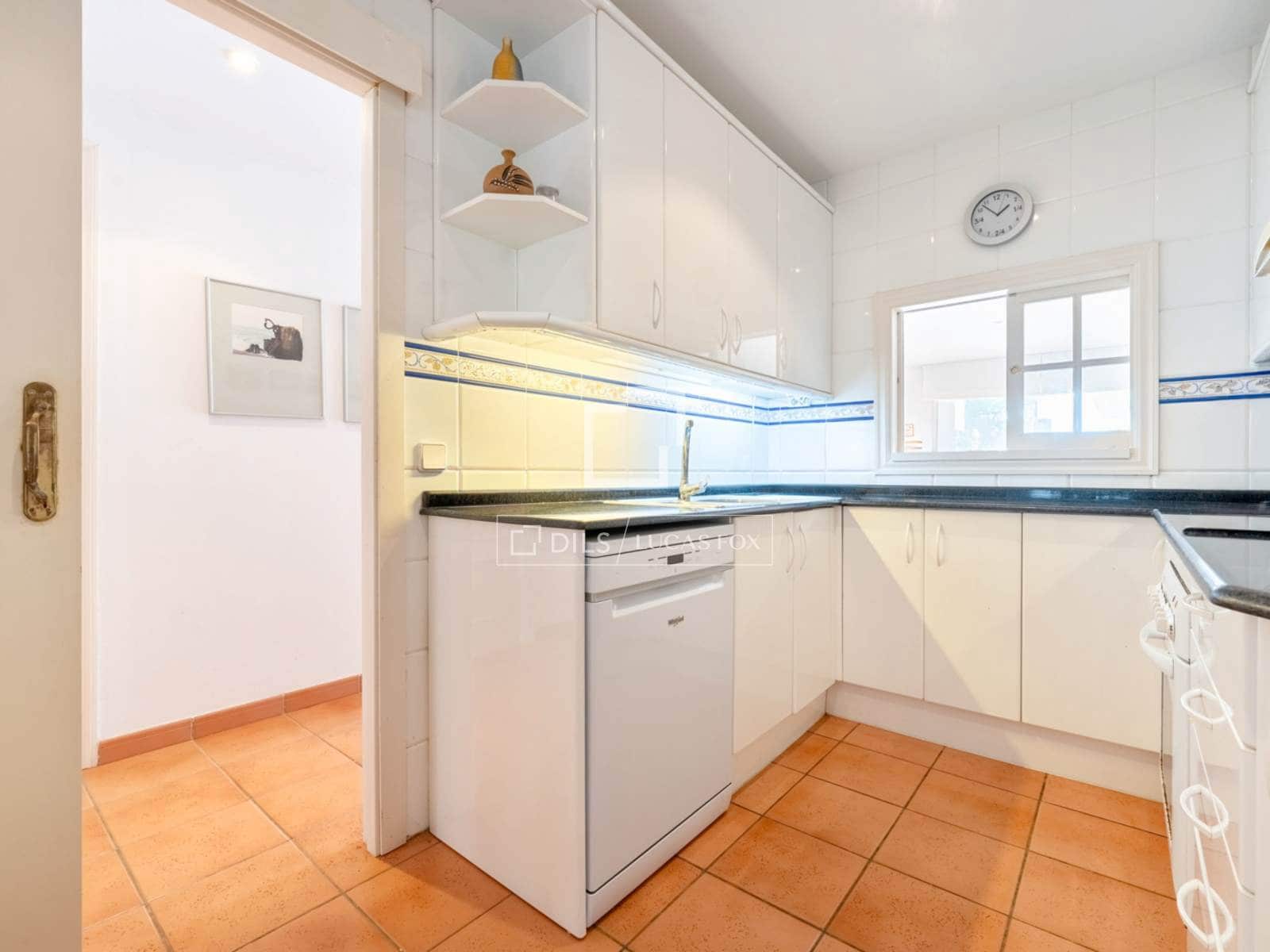 3 bedroom Apartment for sale in Altafulla with garage - € 645,000 (Ref: 9598458)