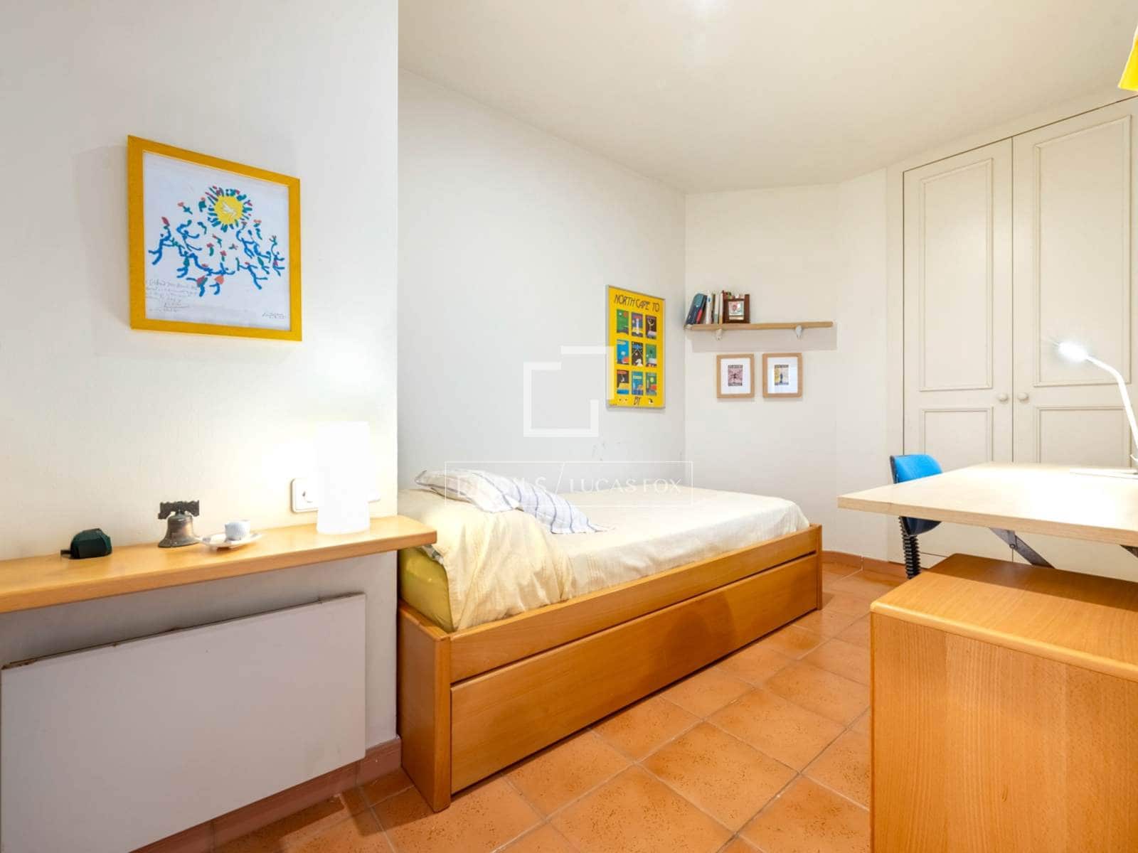 3 bedroom Apartment for sale in Altafulla with garage - € 645,000 (Ref: 9598458)