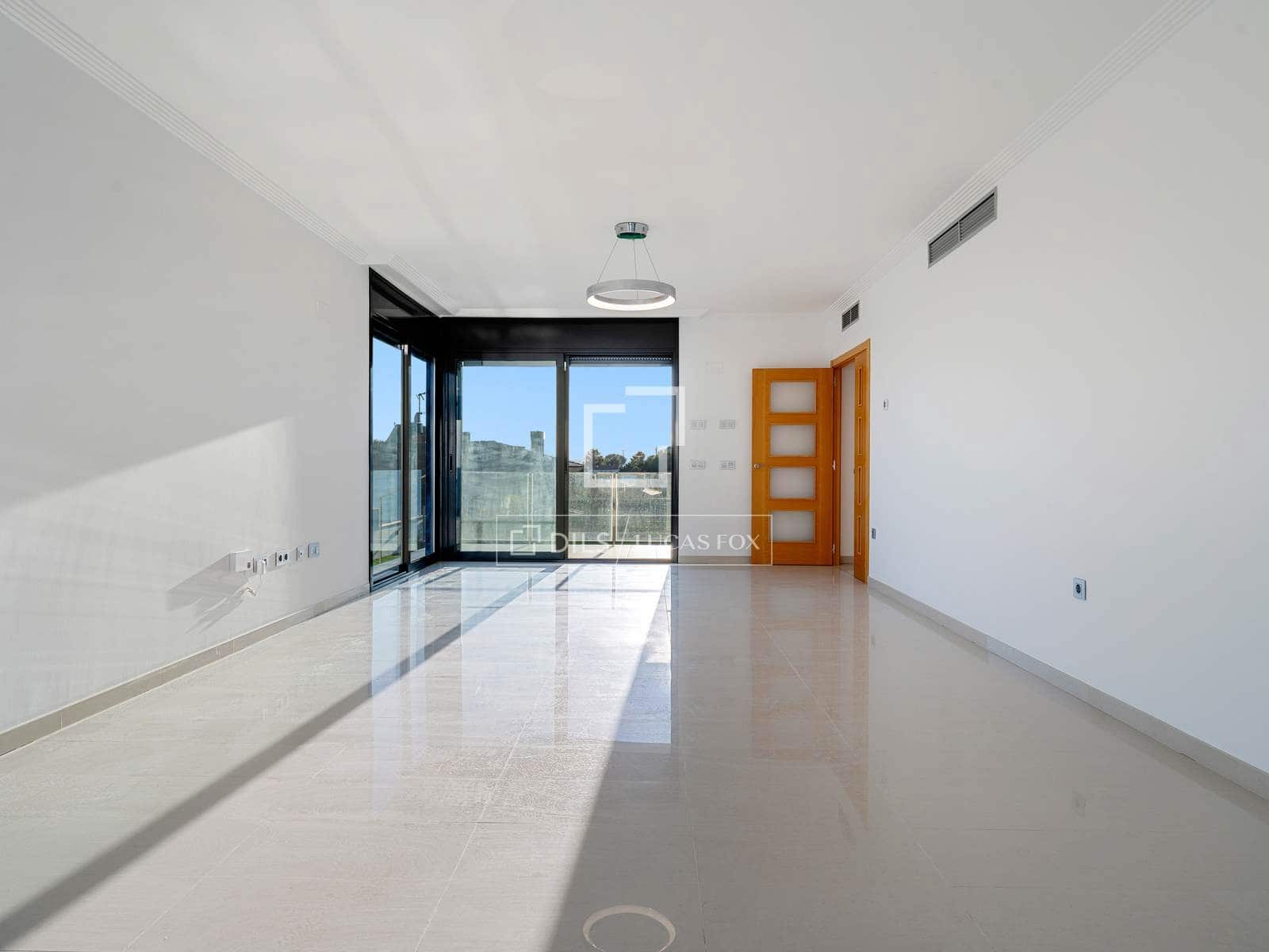 4 chambre Villa/Maison à vendre à Castellvell del Camp avec piscine garage - 575 000 € (Ref: 9598459)