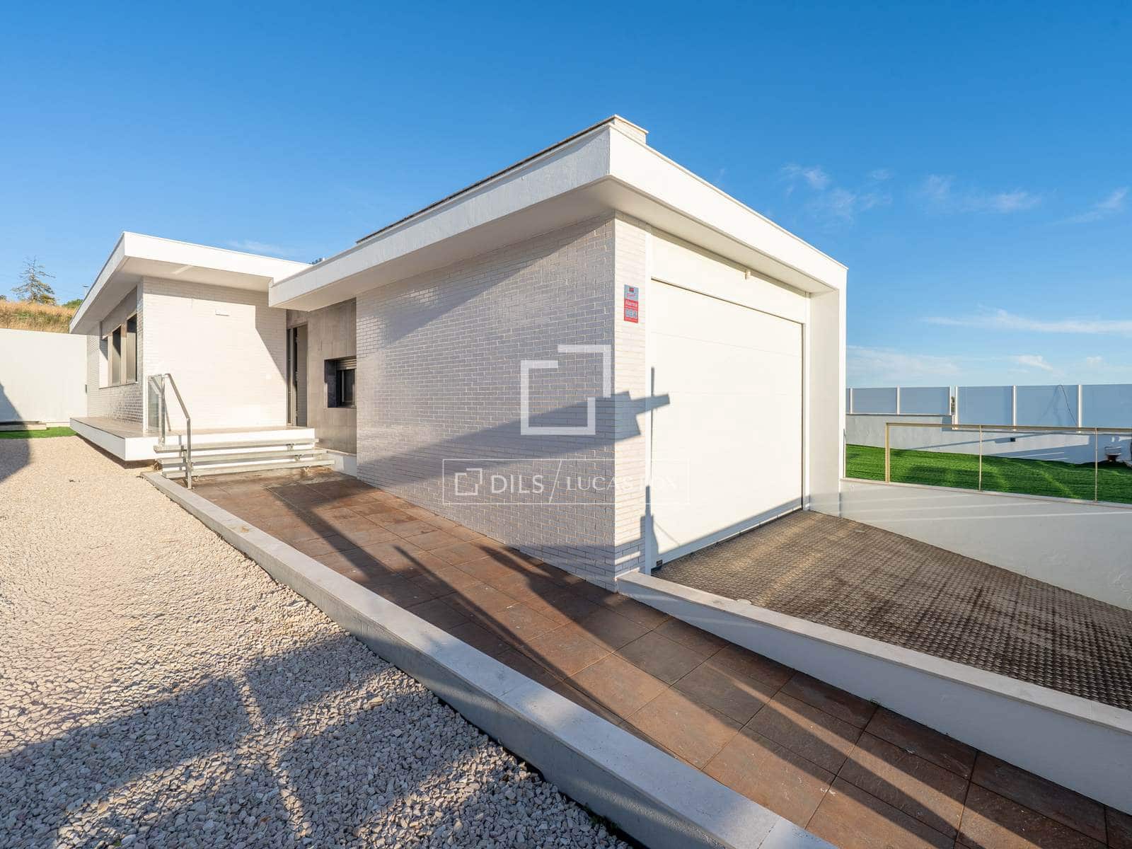 4 chambre Villa/Maison à vendre à Castellvell del Camp avec piscine garage - 575 000 € (Ref: 9598459)