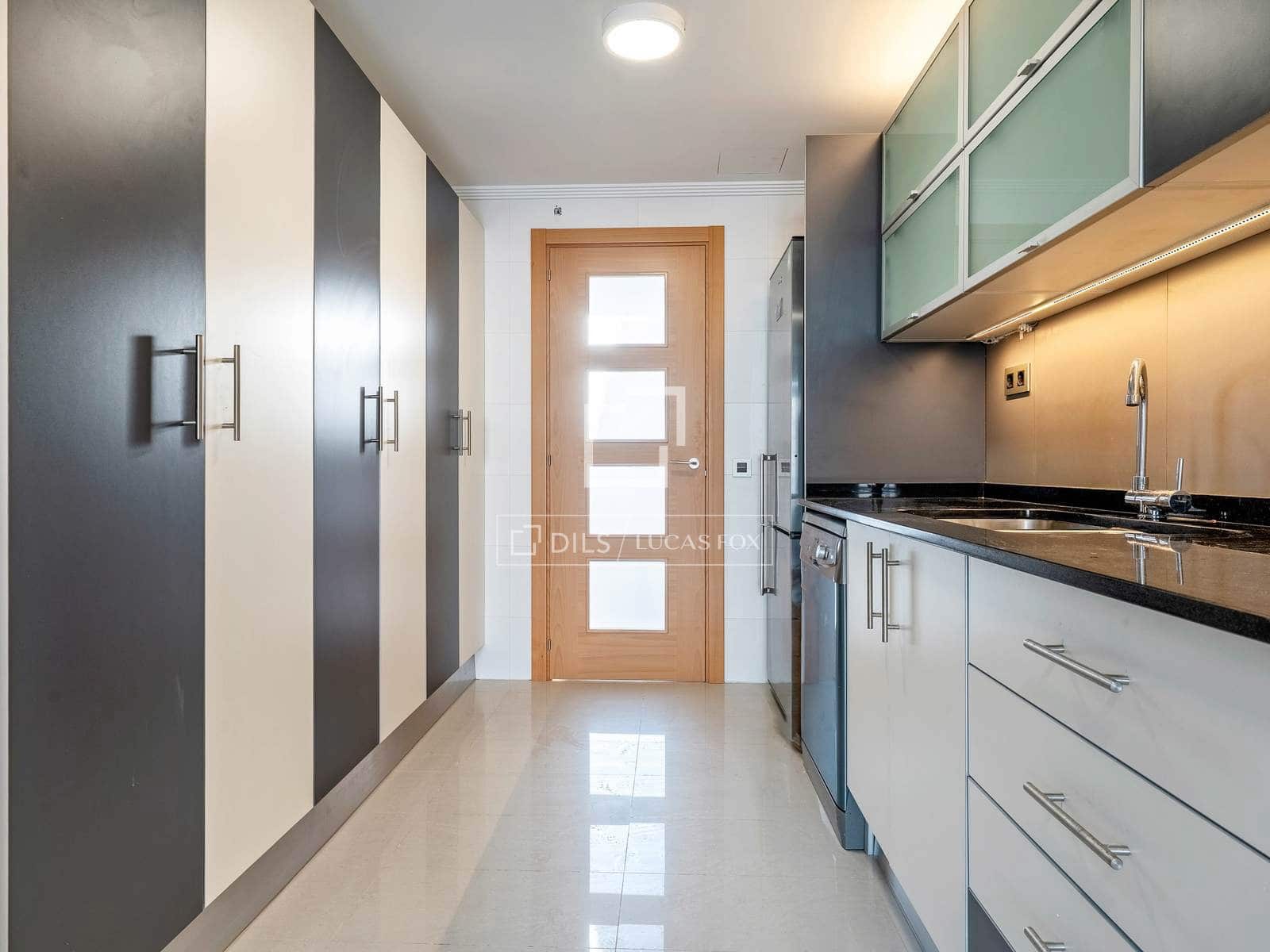 4 chambre Villa/Maison à vendre à Castellvell del Camp avec piscine garage - 575 000 € (Ref: 9598459)