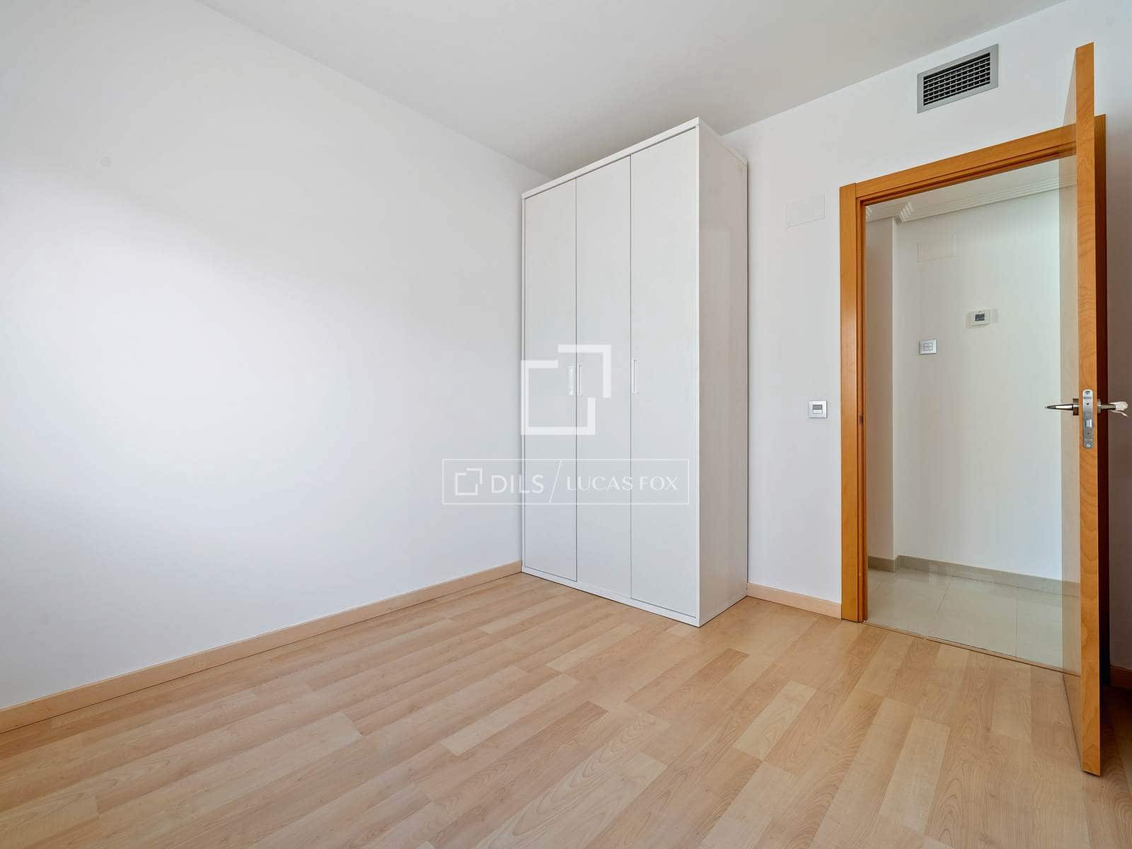 4 chambre Villa/Maison à vendre à Castellvell del Camp avec piscine garage - 575 000 € (Ref: 9598459)