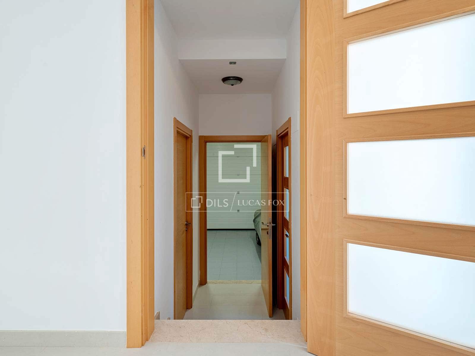 4 chambre Villa/Maison à vendre à Castellvell del Camp avec piscine garage - 575 000 € (Ref: 9598459)