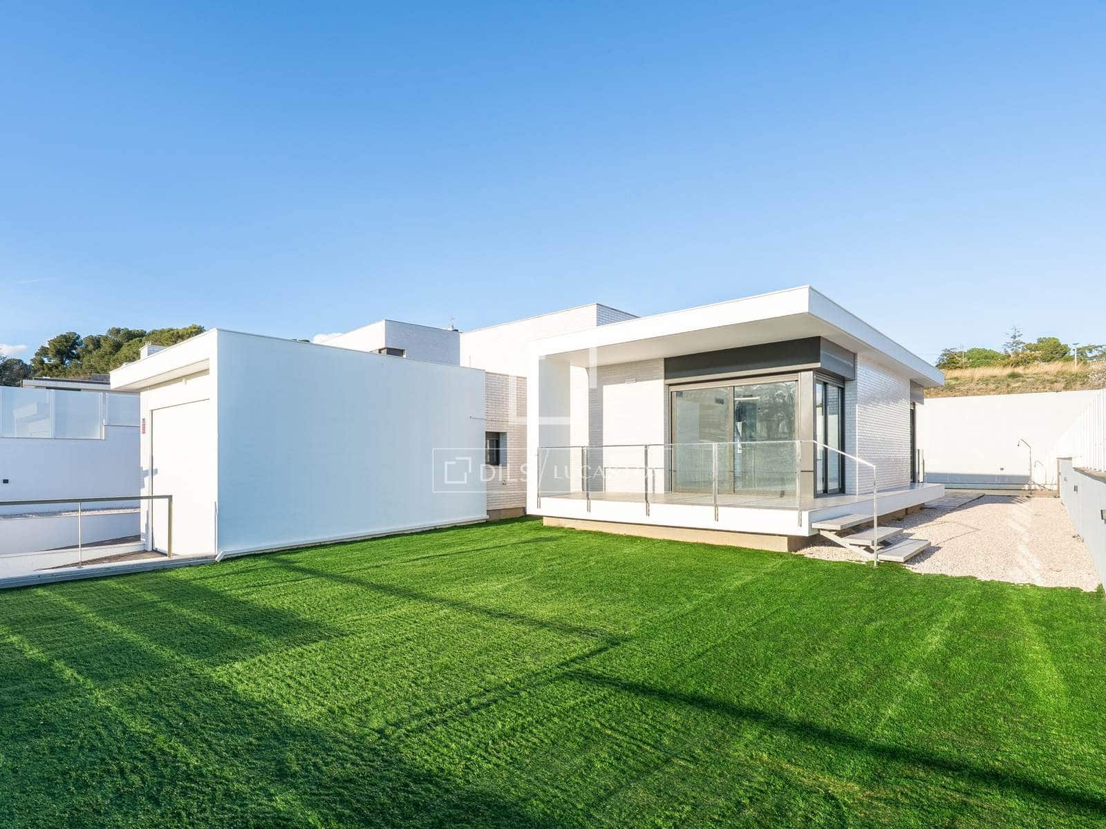 4 chambre Villa/Maison à vendre à Castellvell del Camp avec piscine garage - 575 000 € (Ref: 9598459)