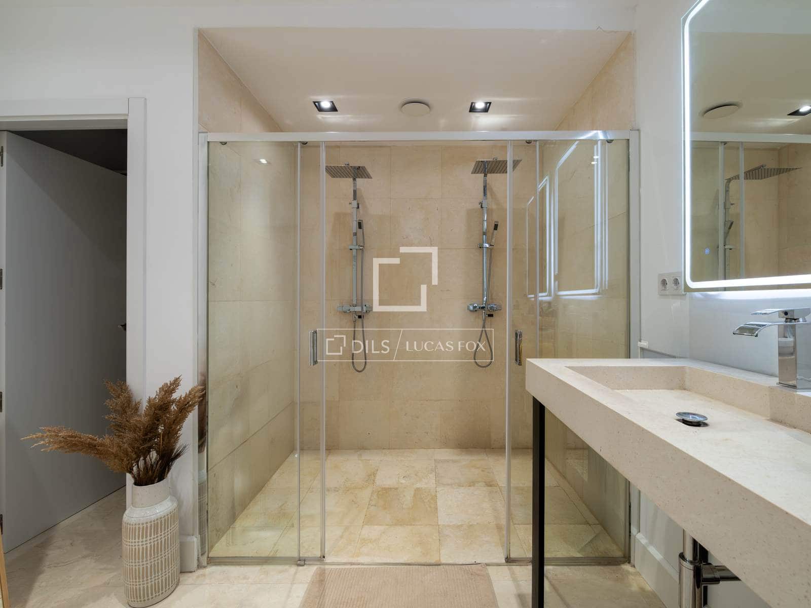 4 bedroom Villa for sale in Torrelodones with pool garage - € 1,600,000 (Ref: 9601486)