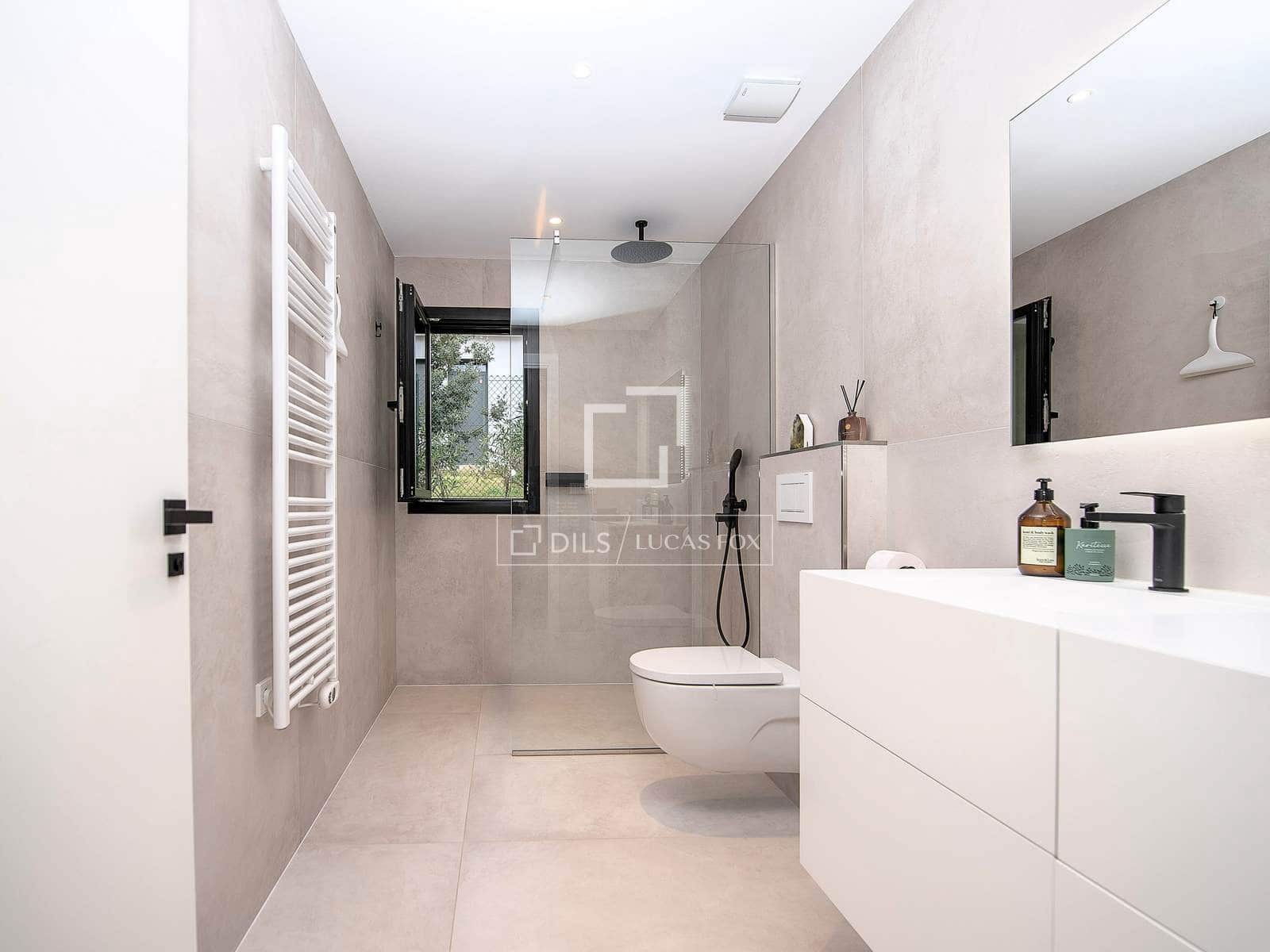 4 slaapkamer Villa te koop in Santa Cristina d'Aro met zwembad garage - € 1.850.000 (Ref: 9602957)