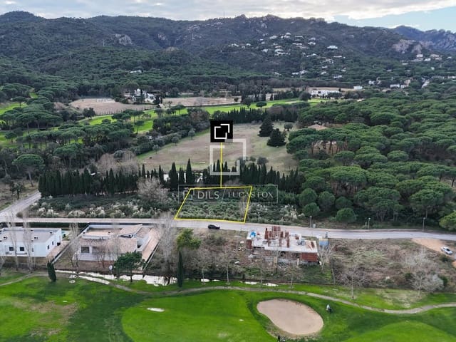 4 slaapkamer Villa te koop in Santa Cristina d'Aro met zwembad garage - € 1.850.000 (Ref: 9602957)