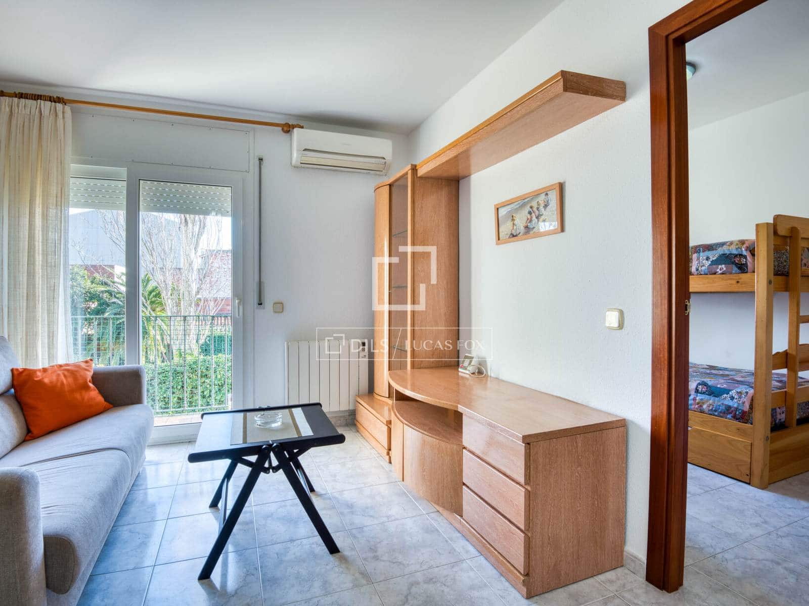 2 bedroom Apartment for sale in Calonge i Sant Antoni - € 250,000 (Ref: 9602958)