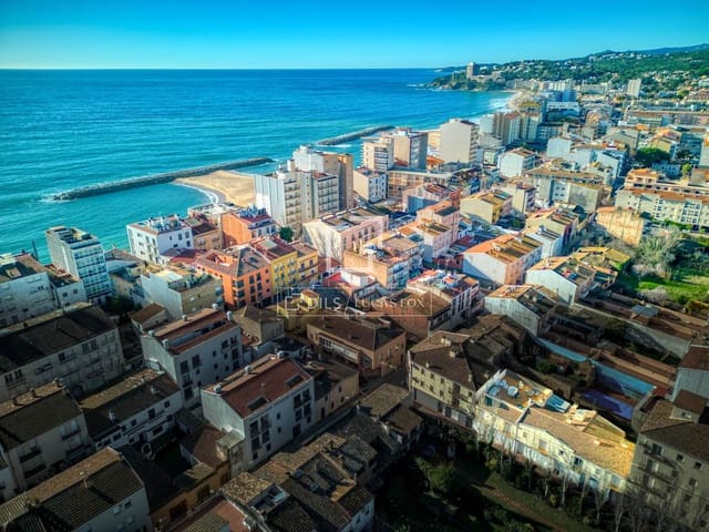 2 bedroom Apartment for sale in Calonge i Sant Antoni - € 250,000 (Ref: 9602958)