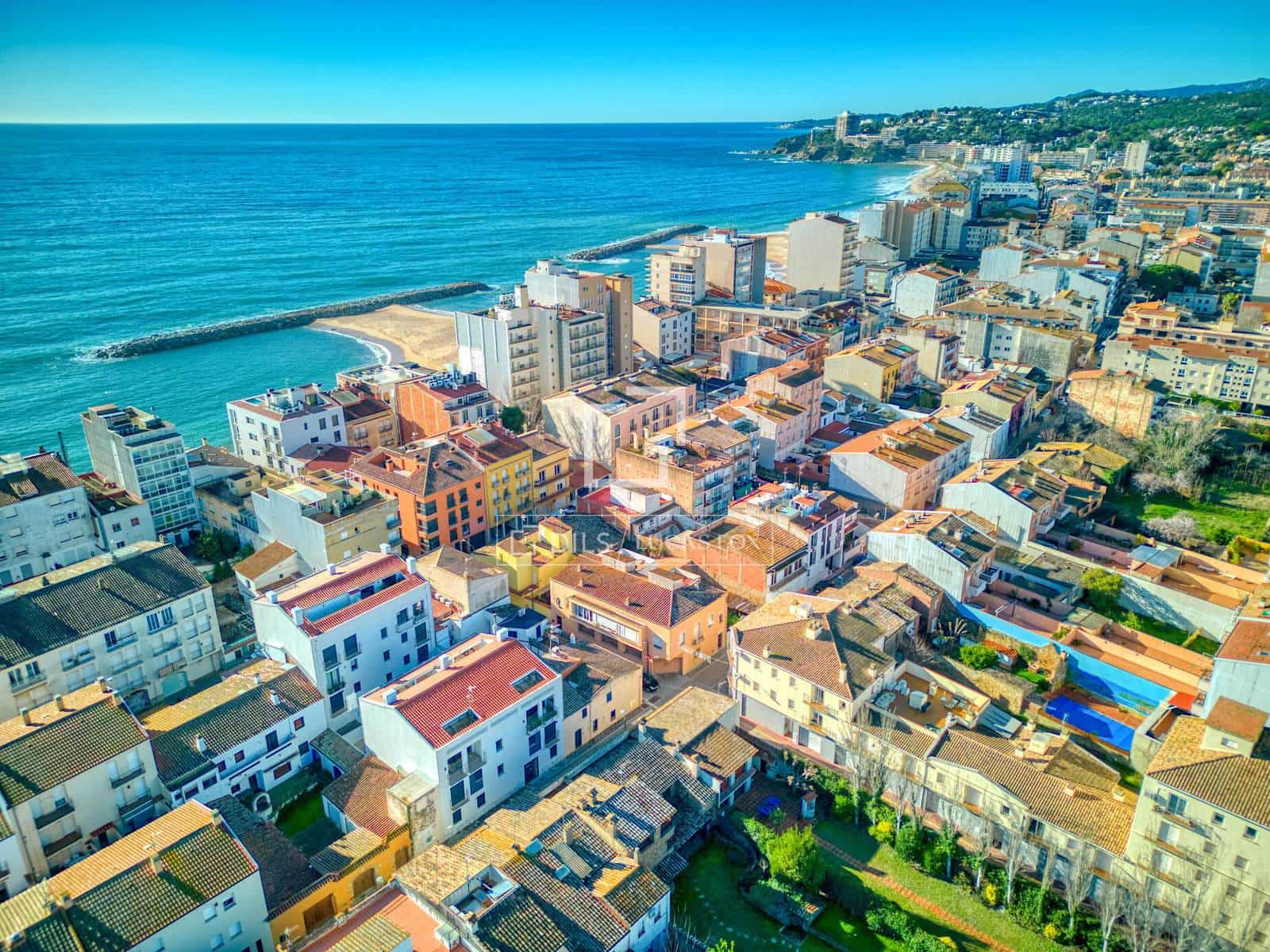 2 bedroom Apartment for sale in Calonge i Sant Antoni - € 250,000 (Ref: 9602958)