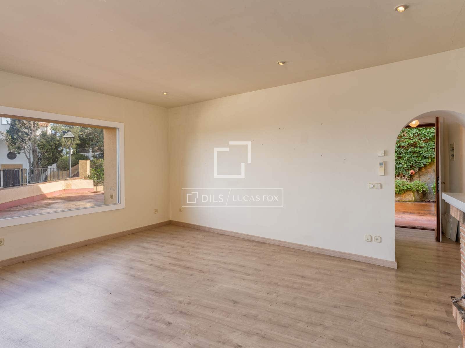 Chalet de 4 habitaciones en Begur en venta con garaje - 1.000.000 € (Ref: 9602960)