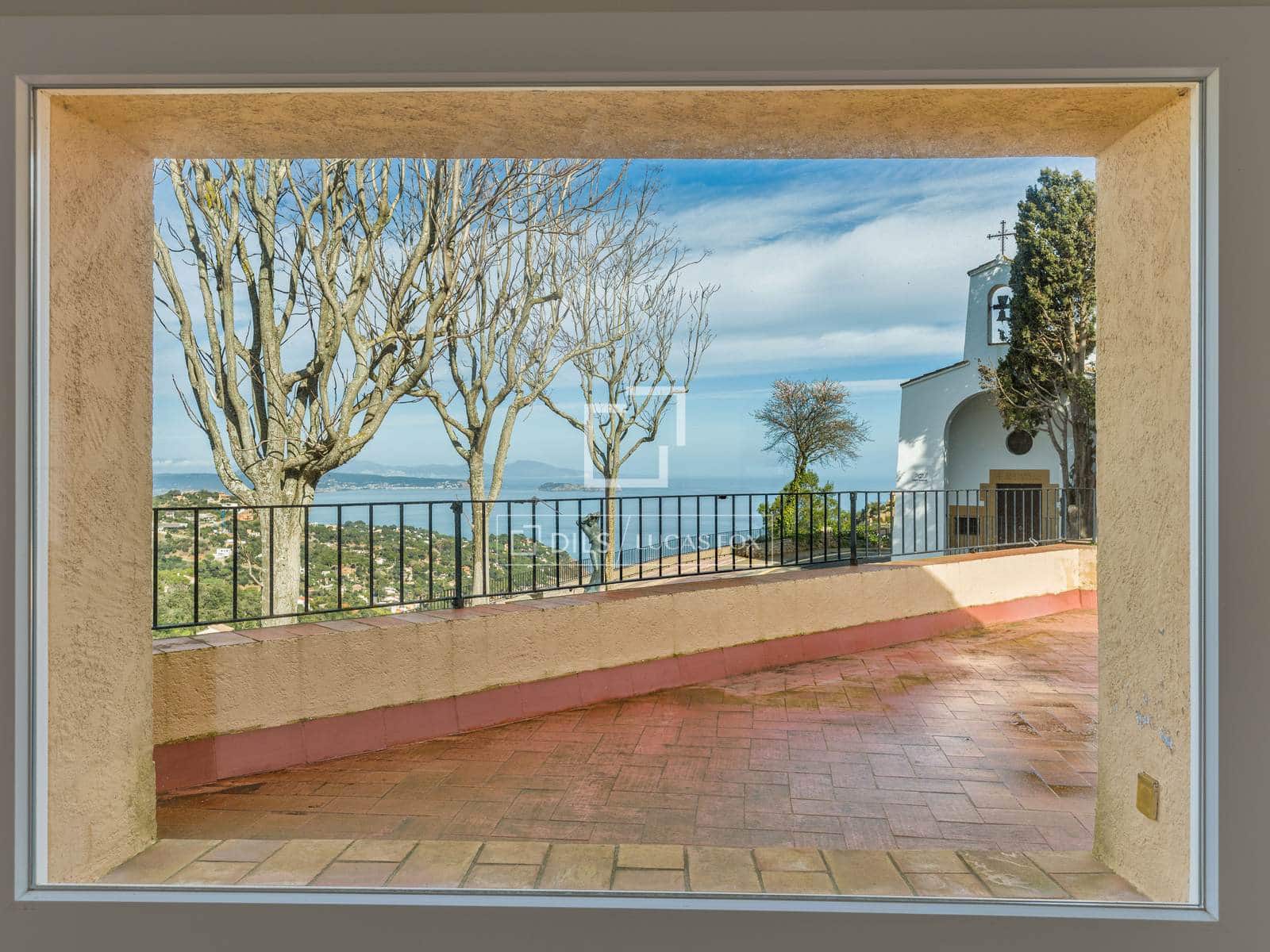 Chalet de 4 habitaciones en Begur en venta con garaje - 1.000.000 € (Ref: 9602960)