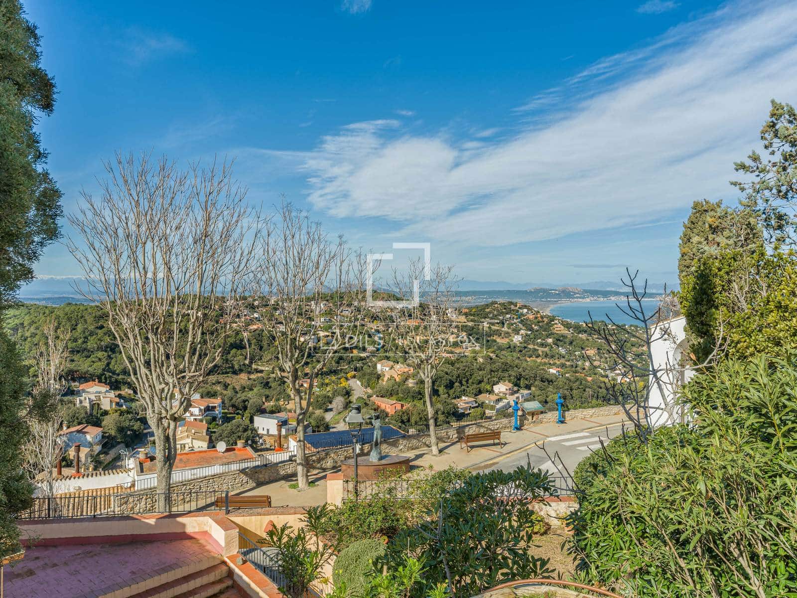 Chalet de 4 habitaciones en Begur en venta con garaje - 1.000.000 € (Ref: 9602960)