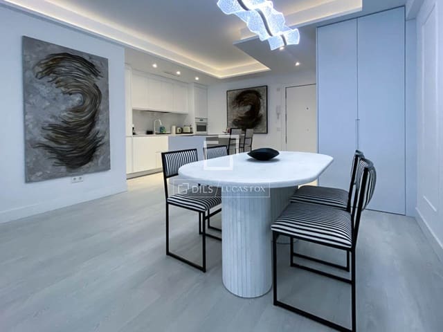 2 sovrum Lägenhet att hyra i Recoletos, Madrid stad - 5 800 € (Ref: 9602961)