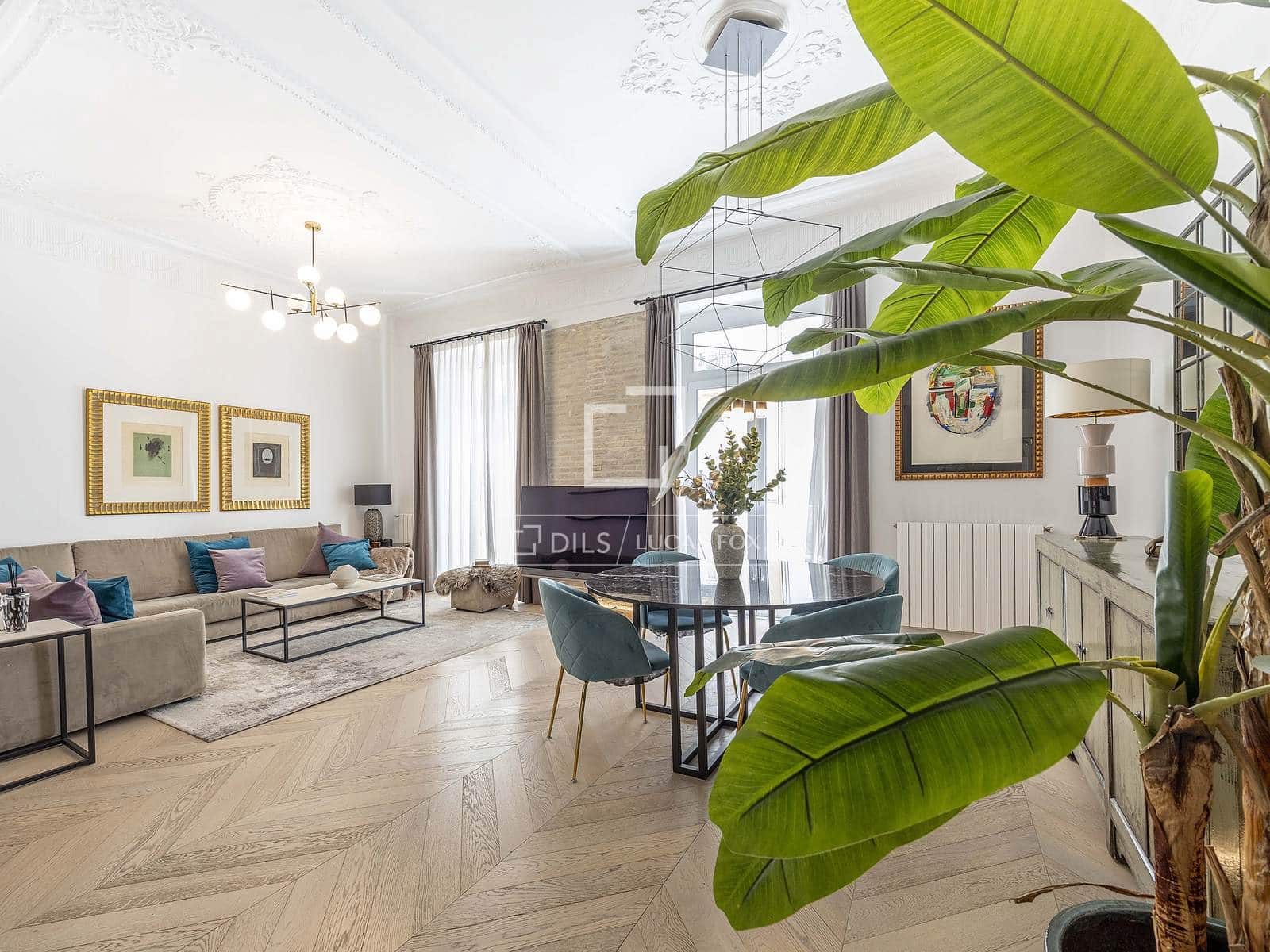 3 camera da letto Appartamento da affittare in Valencia citta con garage - 4.250 € (Rif: 9602964)