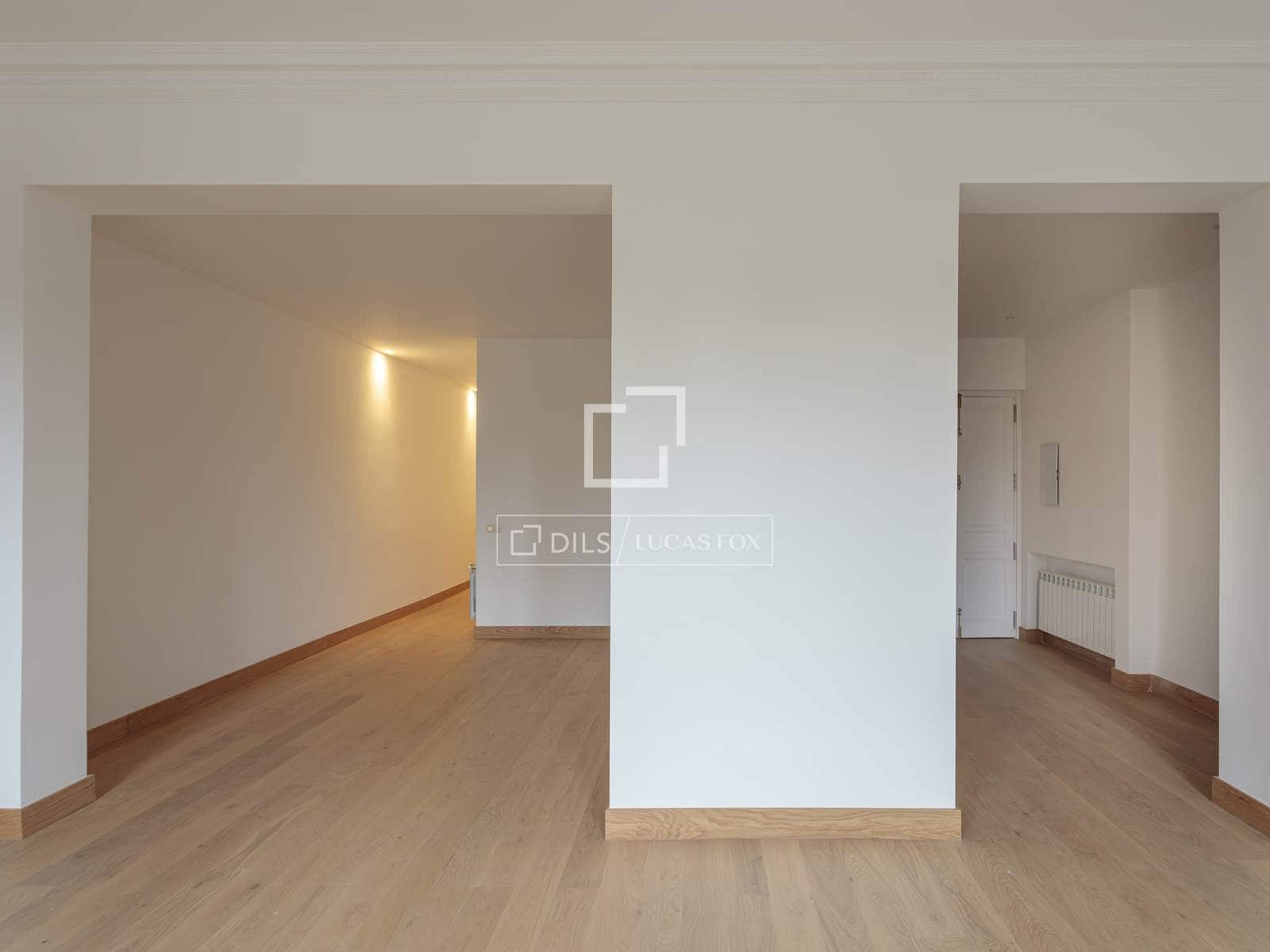 3 sovrum Lägenhet att hyra i Madrid stad - 7 500 € (Ref: 9603307)