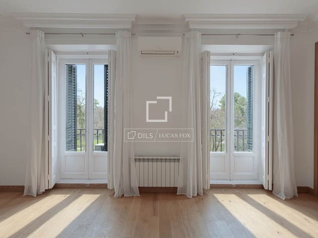 3 sovrum Lägenhet att hyra i Jerónimos, Madrid stad - 7 500 € (Ref: 9603307)