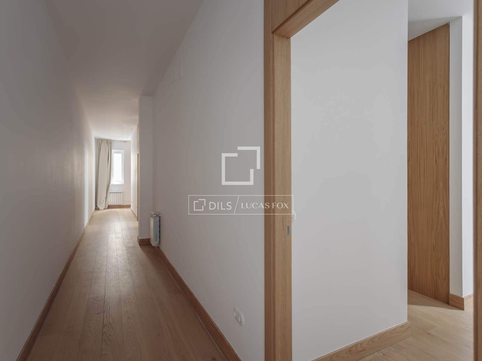 3 sovrum Lägenhet att hyra i Madrid stad - 7 500 € (Ref: 9603307)