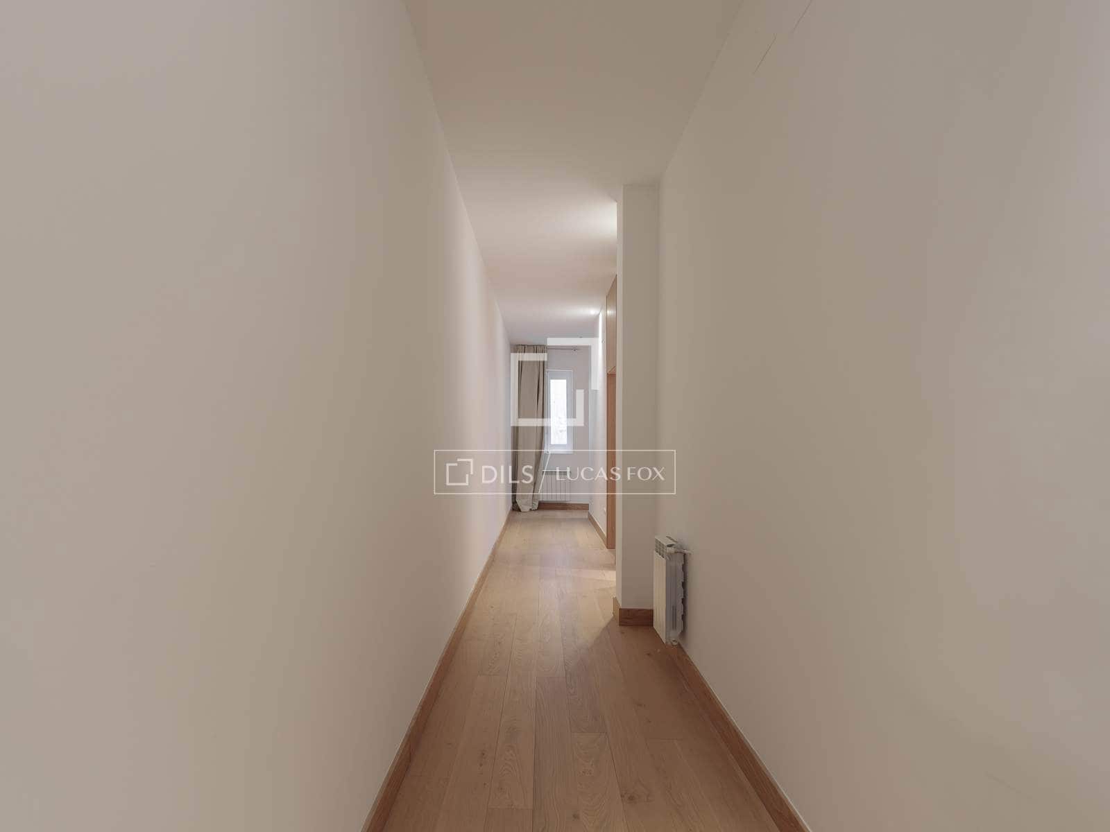 3 sovrum Lägenhet att hyra i Madrid stad - 7 500 € (Ref: 9603307)