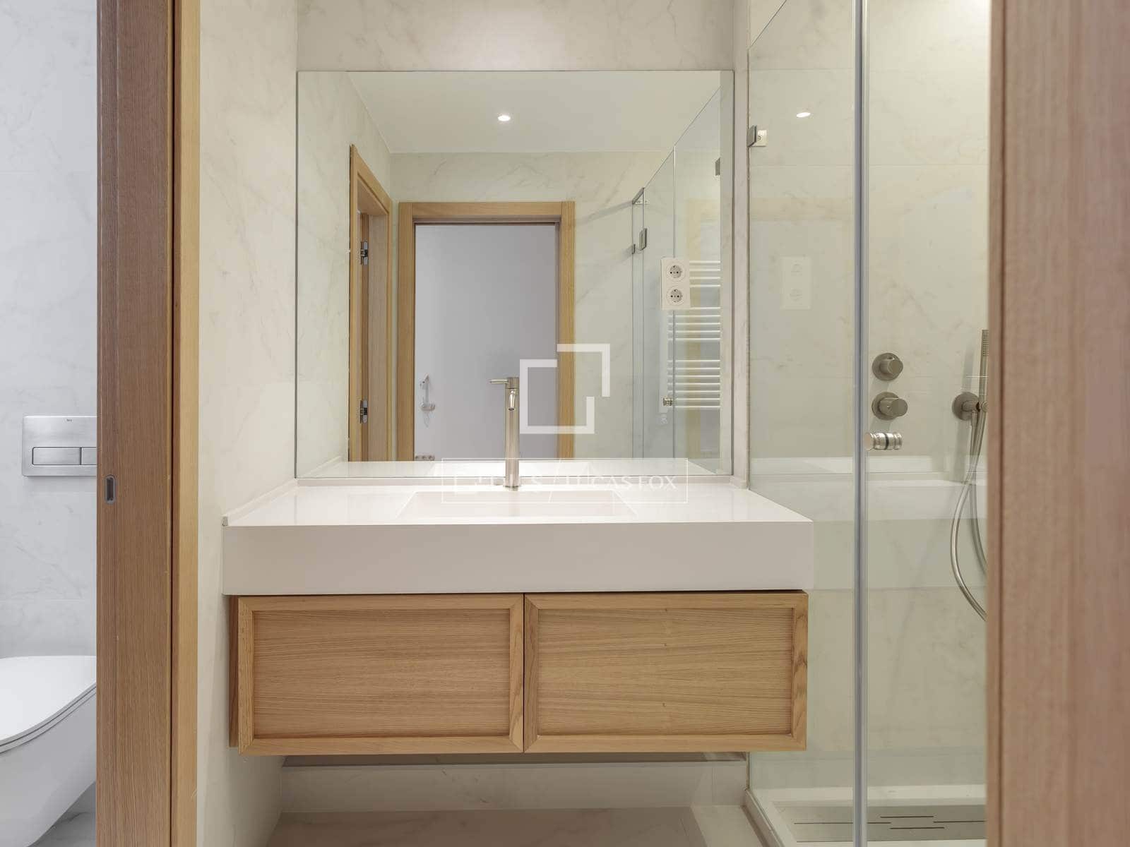 3 sovrum Lägenhet att hyra i Madrid stad - 7 500 € (Ref: 9603307)