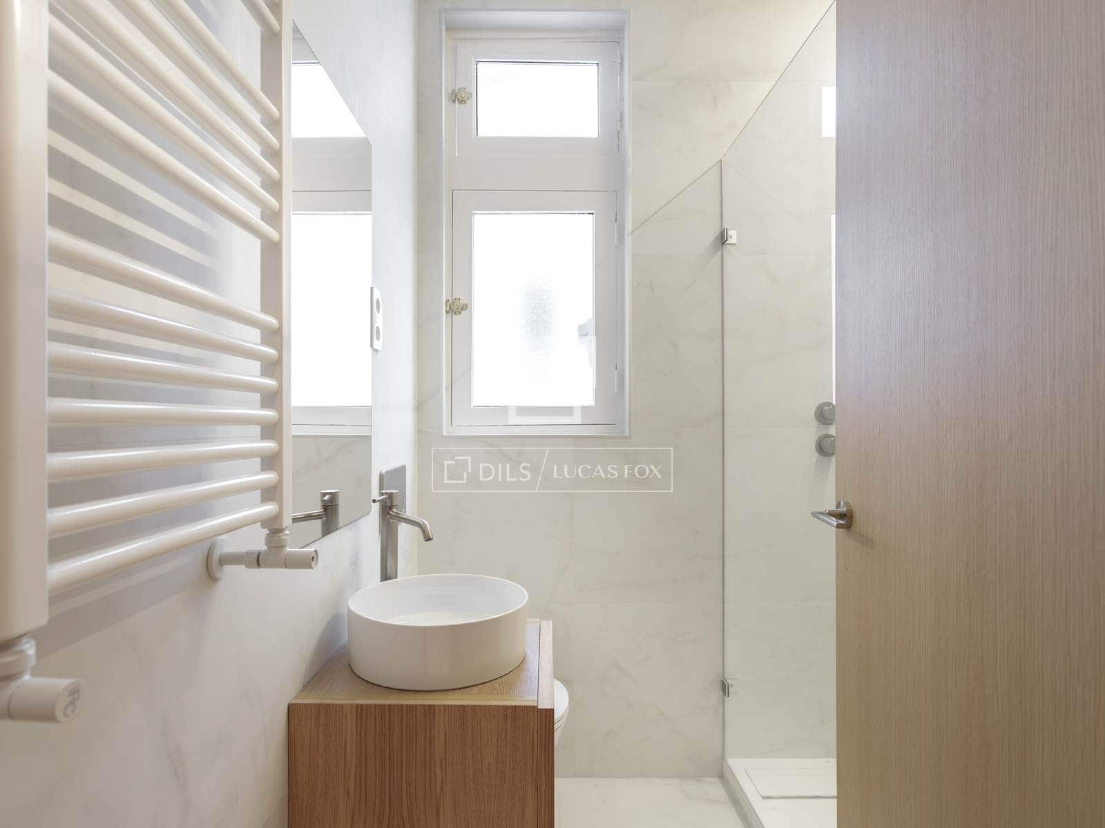 3 sovrum Lägenhet att hyra i Madrid stad - 7 500 € (Ref: 9603307)