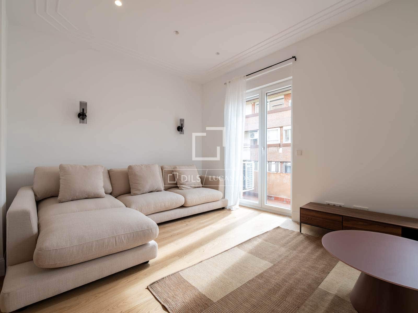 3 bedroom Apartment for sale in Madrid city - € 1,190,000 (Ref: 9603310)