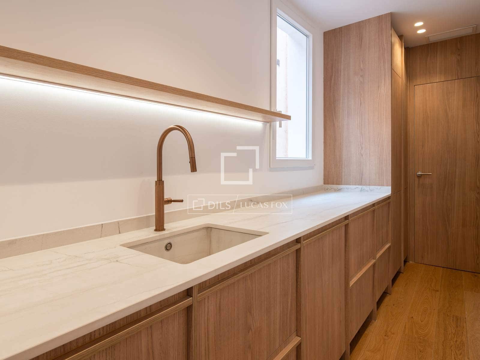 3 bedroom Apartment for sale in Madrid city - € 1,190,000 (Ref: 9603310)