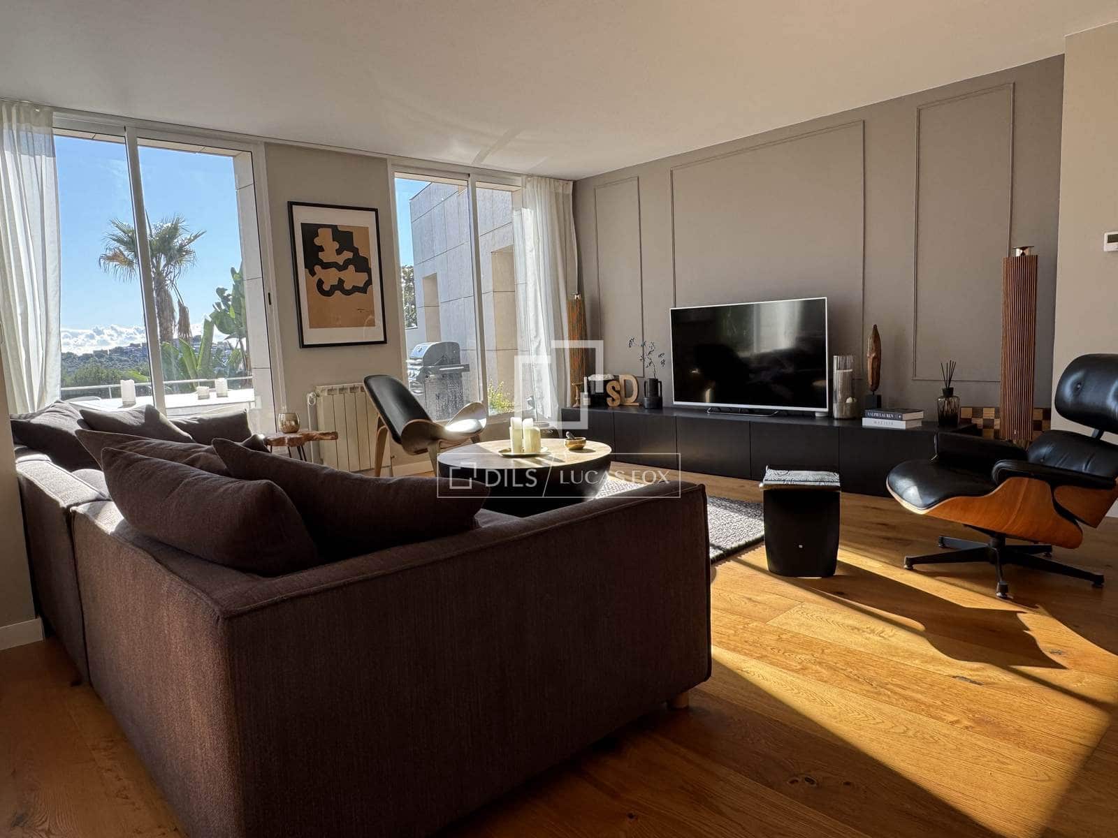 4 bedroom Villa for sale in Sant Just Desvern with pool garage - € 2,190,000 (Ref: 9603311)