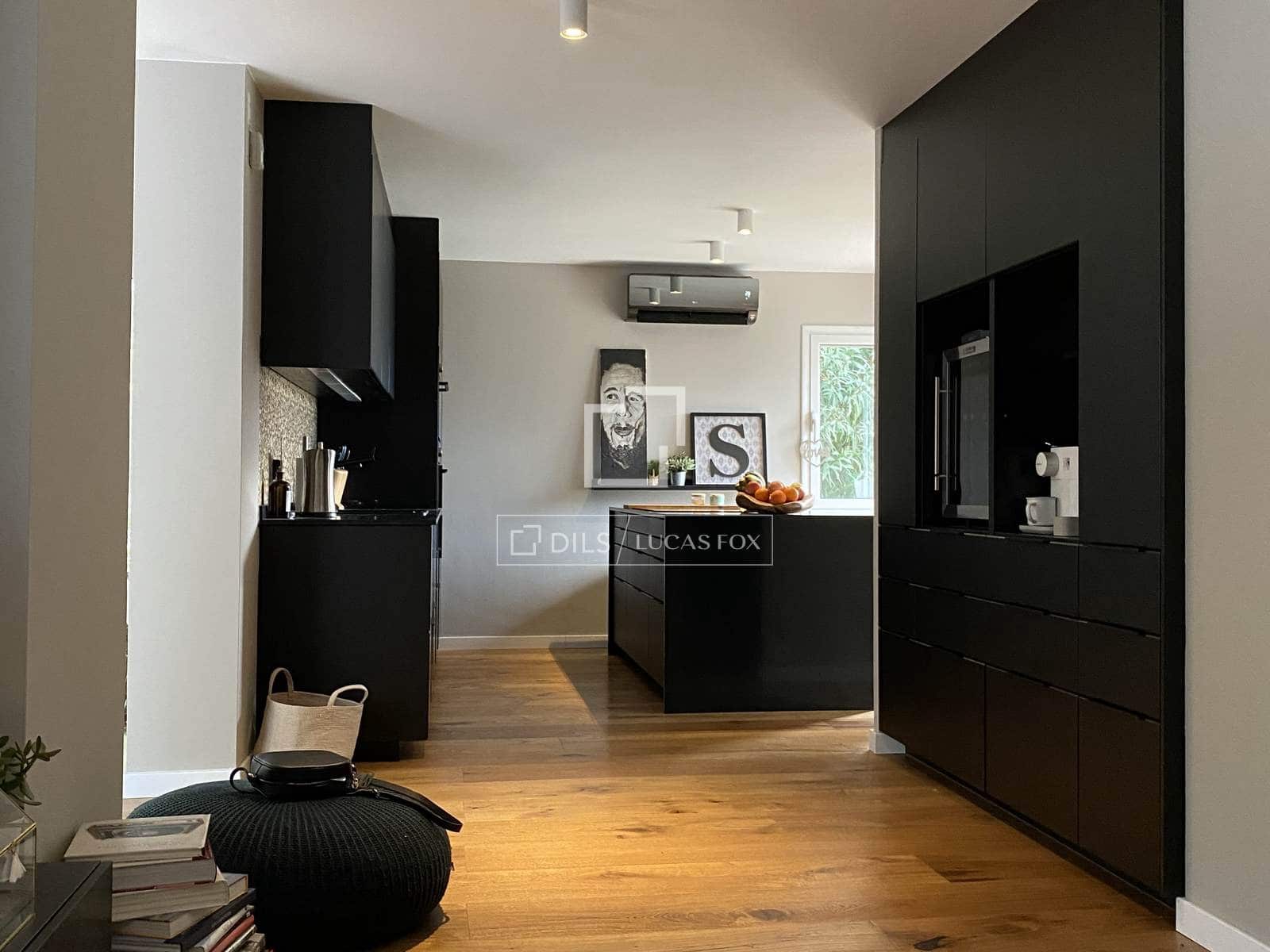 4 bedroom Villa for sale in Sant Just Desvern with pool garage - € 2,190,000 (Ref: 9603311)