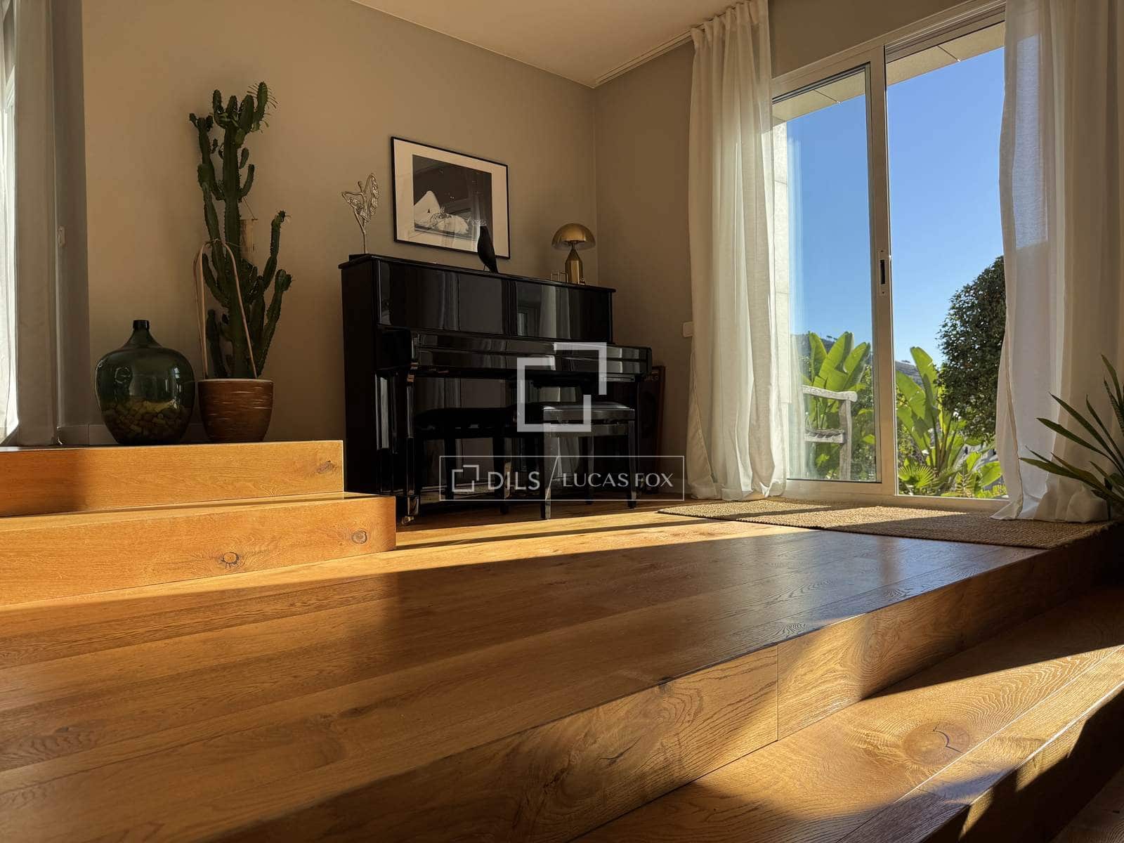 4 bedroom Villa for sale in Sant Just Desvern with pool garage - € 2,190,000 (Ref: 9603311)