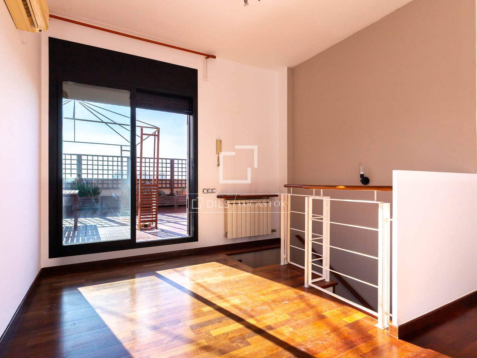 4 slaapkamer Appartement te huur in Esplugues de Llobregat met zwembad garage - € 3.059 (Ref: 9603313)