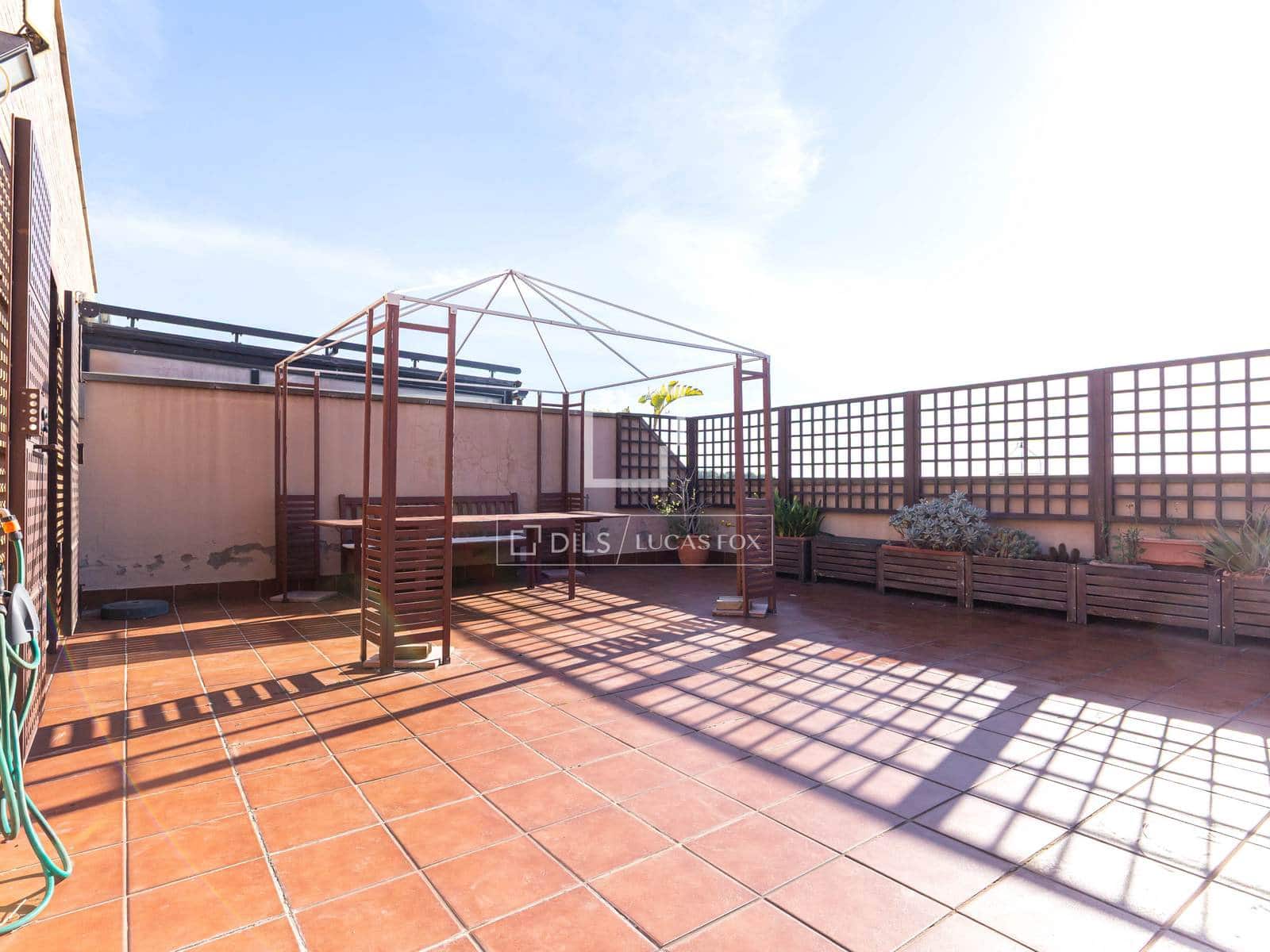 4 slaapkamer Appartement te huur in Esplugues de Llobregat met zwembad garage - € 3.059 (Ref: 9603313)