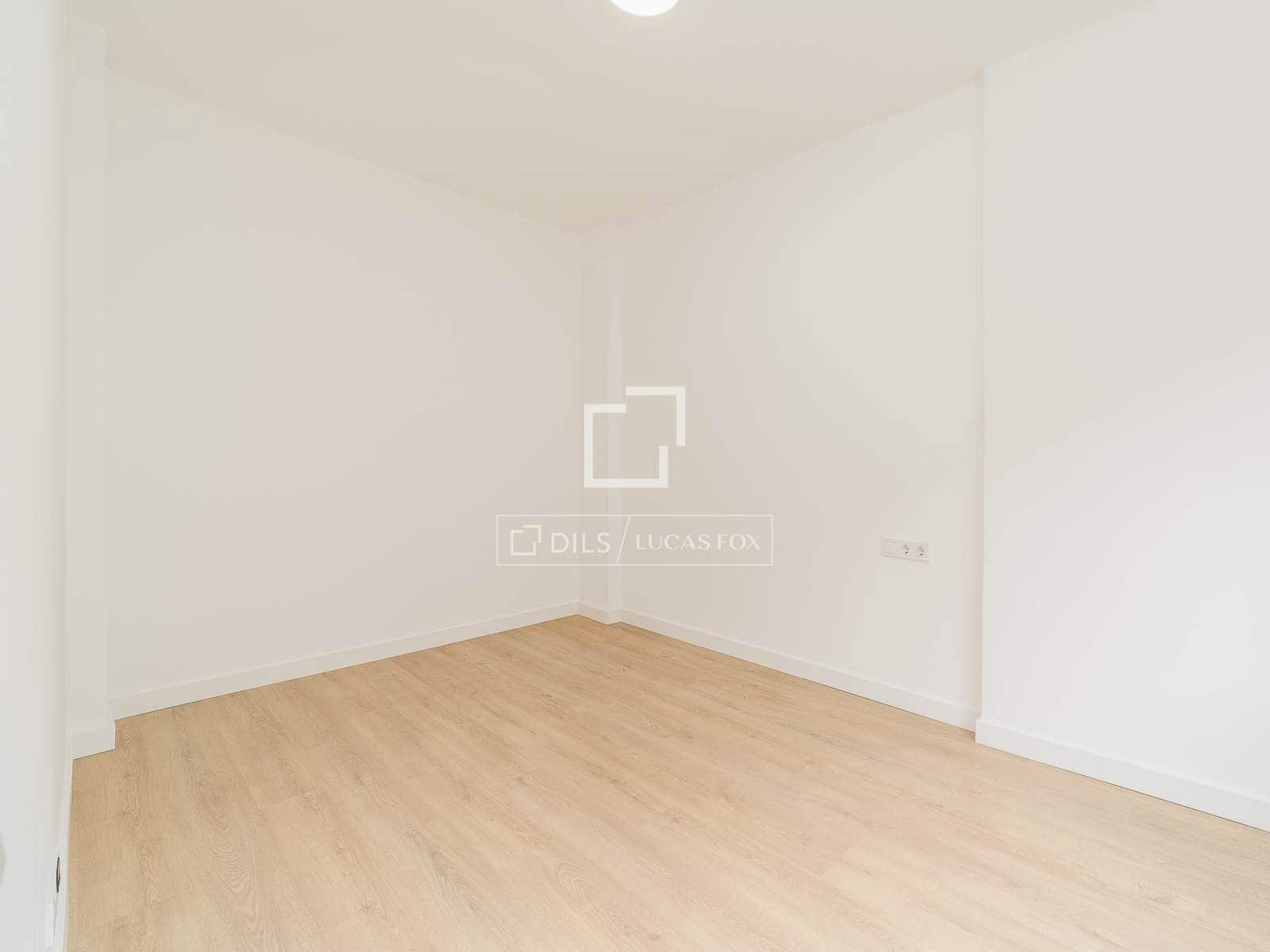 Apartamento de 3 habitaciones en Barcelona ciudad en venta - 545.000 € (Ref: 9603435)