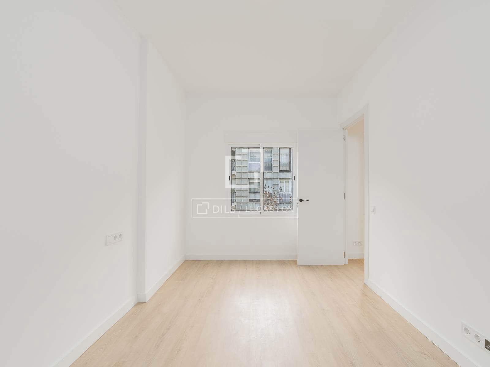 Apartamento de 3 habitaciones en Barcelona ciudad en venta - 545.000 € (Ref: 9603435)