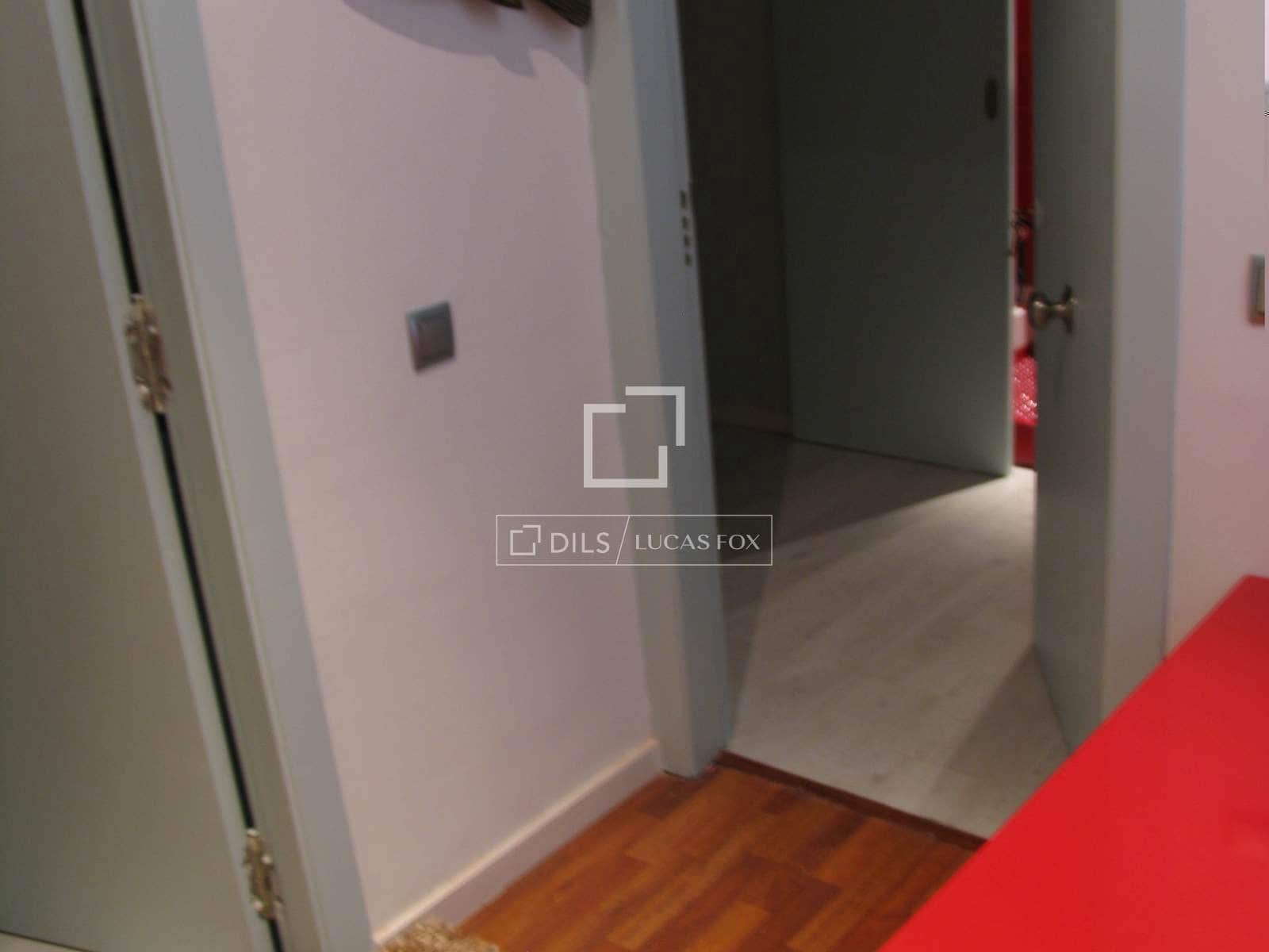 Apartamento de 2 habitaciones en Barcelona ciudad en venta - 378.000 € (Ref: 9603436)