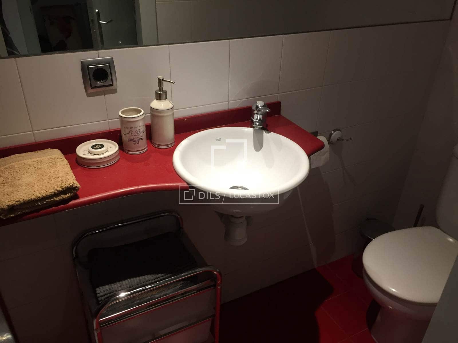 Apartamento de 2 habitaciones en Barcelona ciudad en venta - 378.000 € (Ref: 9603436)