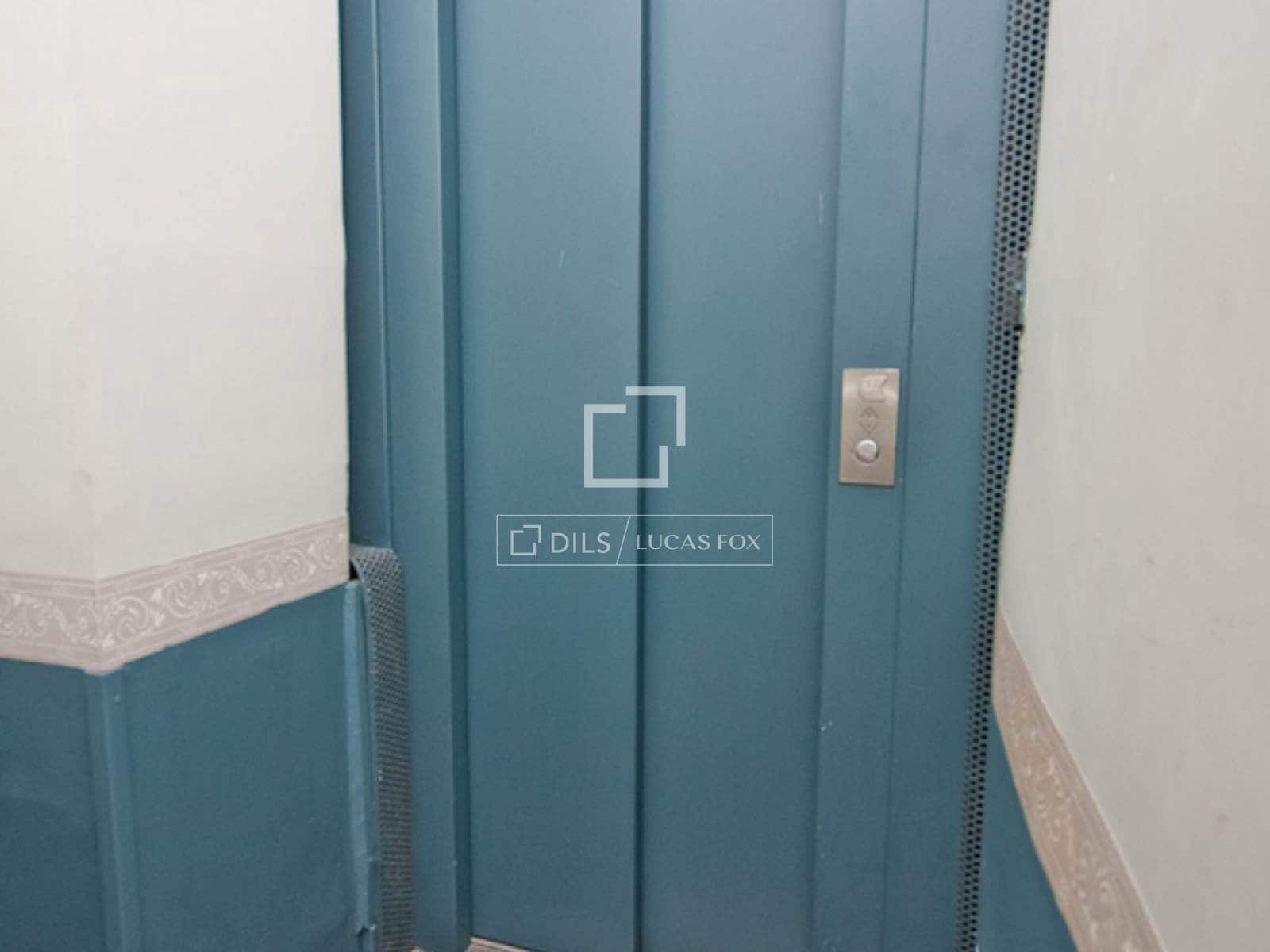 Apartamento de 2 habitaciones en Barcelona ciudad en venta - 378.000 € (Ref: 9603436)