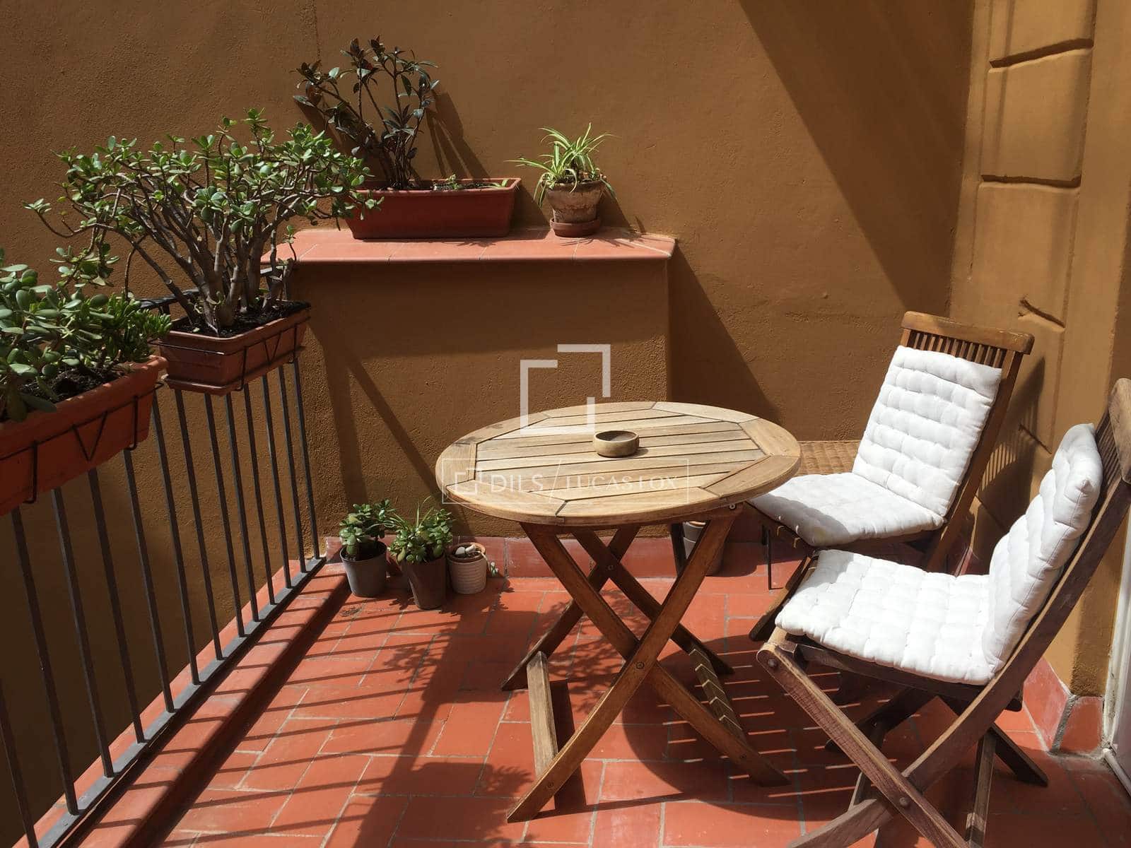 Apartamento de 2 habitaciones en Barcelona ciudad en venta - 378.000 € (Ref: 9603436)