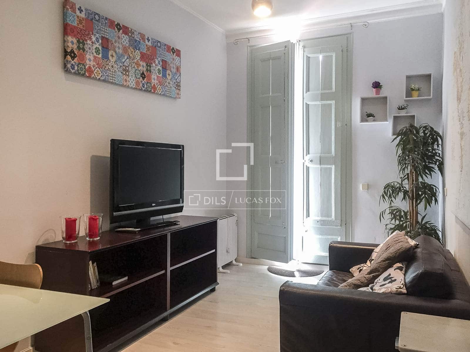 Apartamento de 2 habitaciones en Barcelona ciudad en venta - 378.000 € (Ref: 9603436)