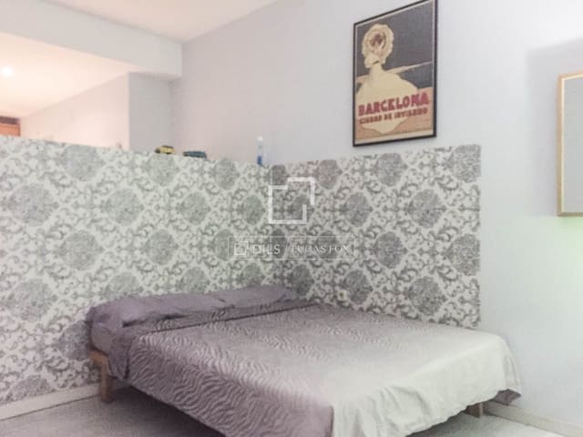 2 sovrum Lägenhet till salu i Ciutat Vella, Barcelona stad - 378 000 € (Ref: 9603436)