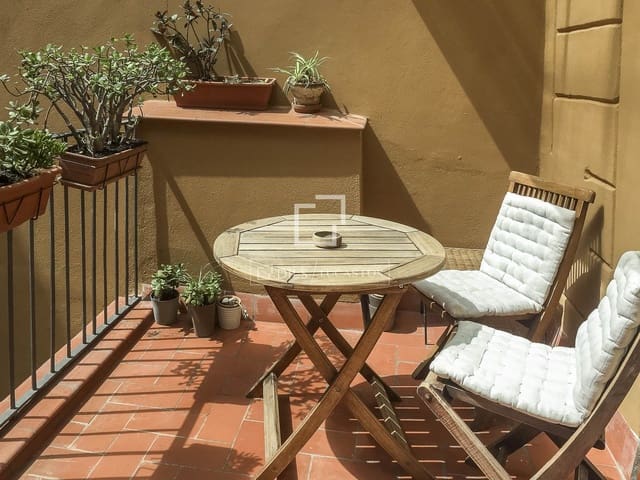 2 sovrum Lägenhet till salu i Ciutat Vella, Barcelona stad - 378 000 € (Ref: 9603436)